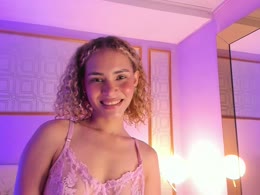 EllieViolet