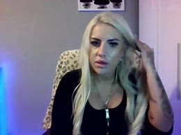 LeylaBlond